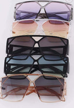 Load image into Gallery viewer, Londyn
