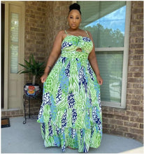 Load image into Gallery viewer, Pretty Girl Dress

